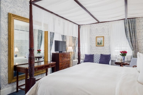 Simsbury 1820 House image 8